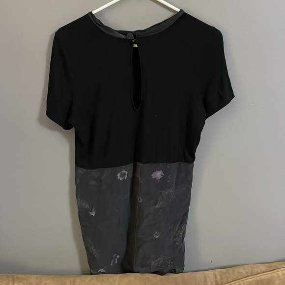 Women’s Wilfred Tunic with Silk Bottom - Picture 2 of 3